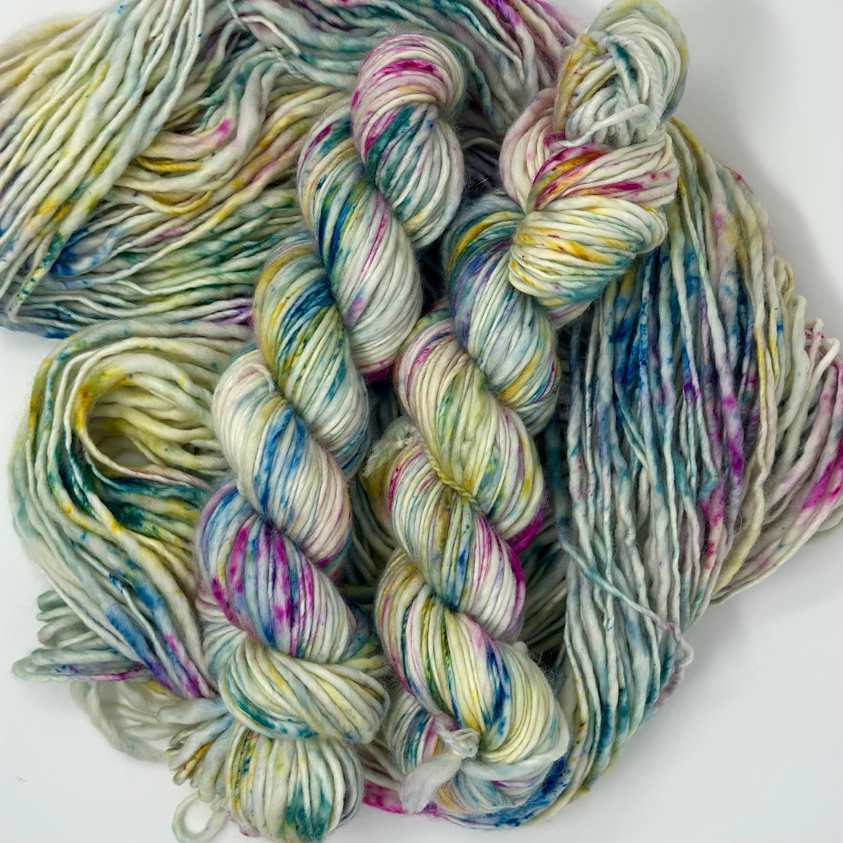 Superwash Bulky yarn in Baby Dino Egg