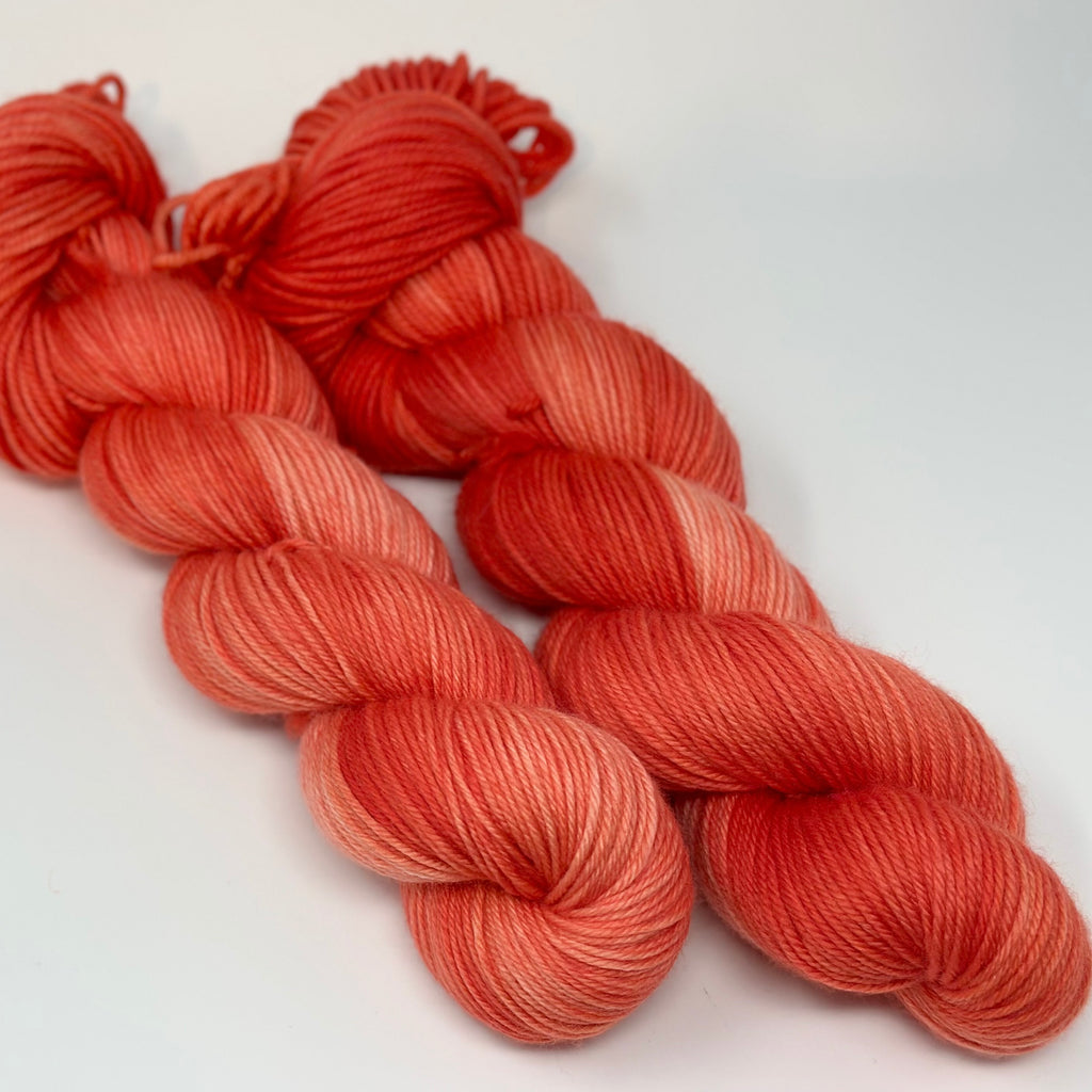 Superwash DK yarn in Papaya